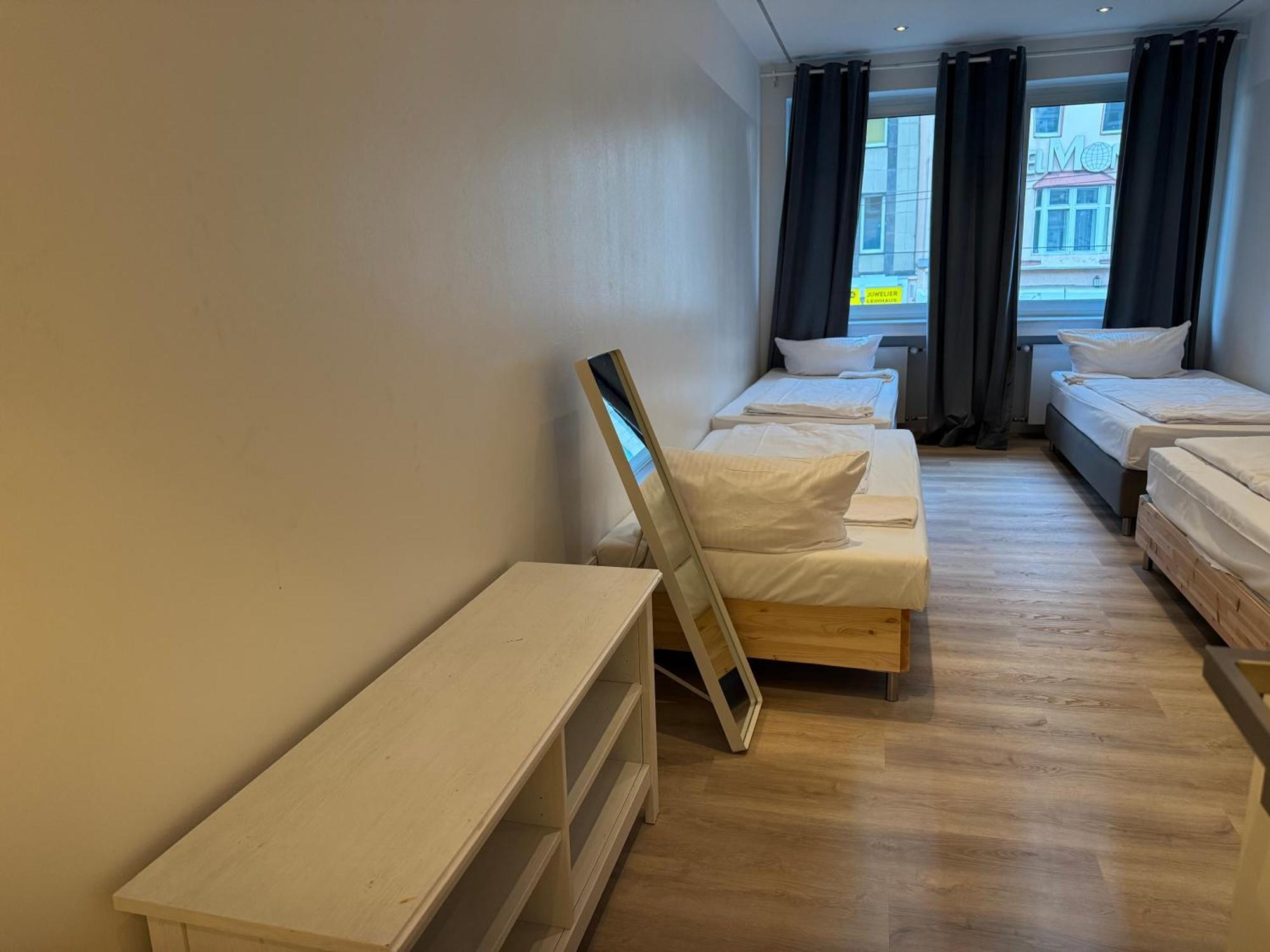 Graf-Adolflux Lägenhet Düsseldorf Exteriör bild