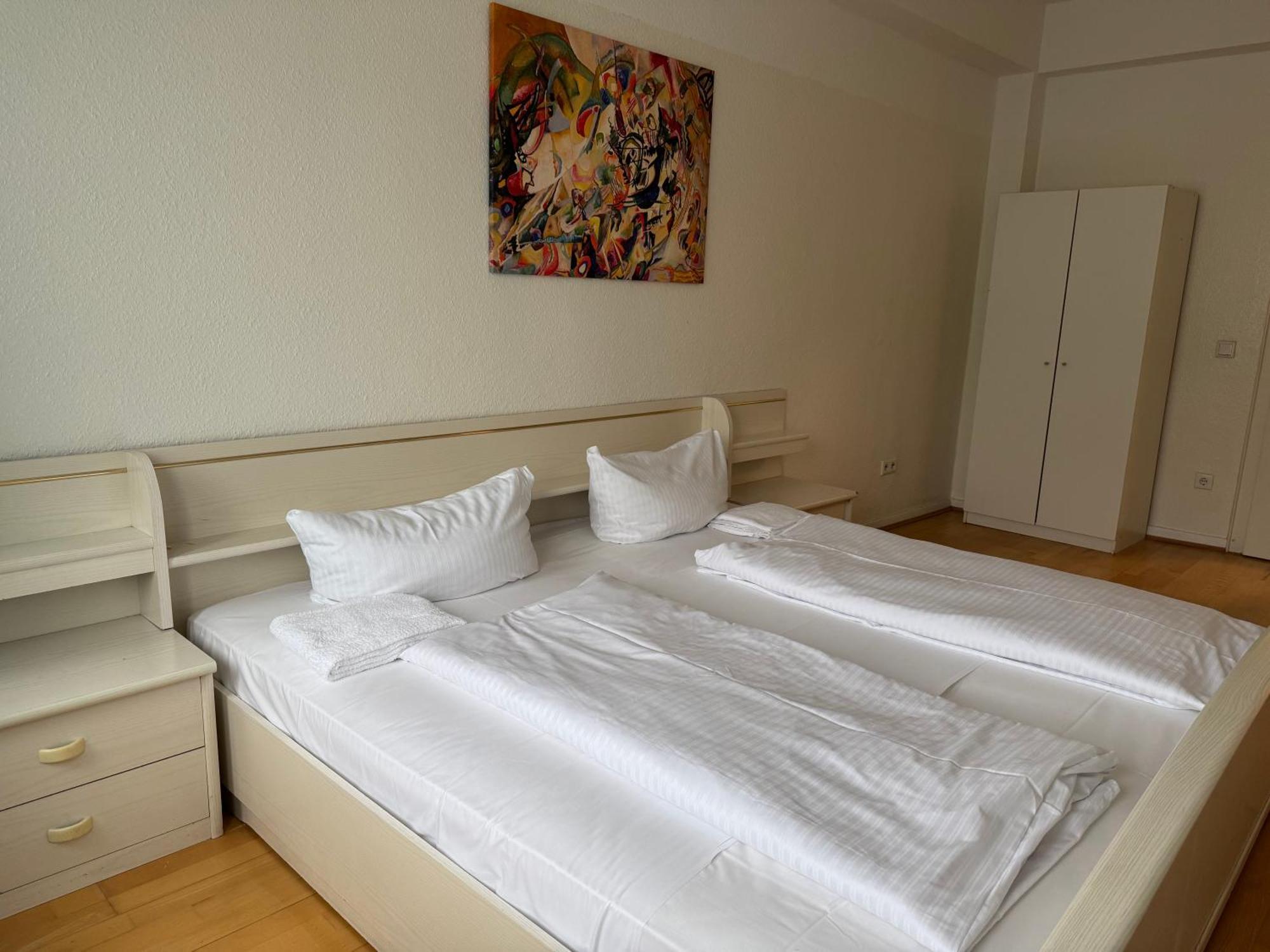 Graf-Adolflux Lägenhet Düsseldorf Exteriör bild